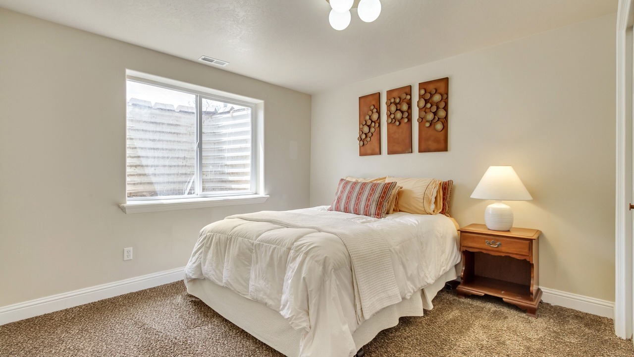 Photo of Bedroom in Porterville