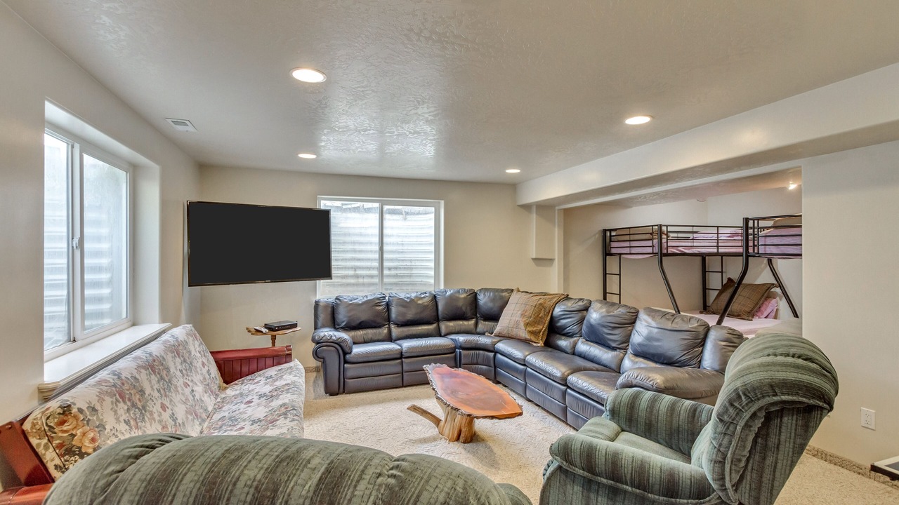 Photo of Livingroom in Porterville