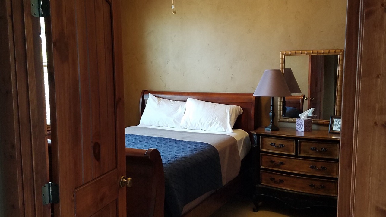 Photo of Bedroom in Garden City