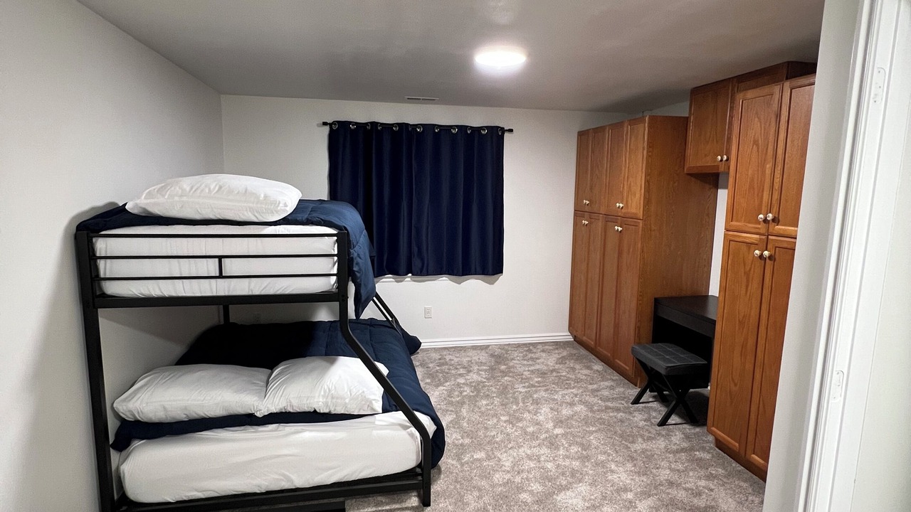 Photo of Bedroom in Pleasant Grove