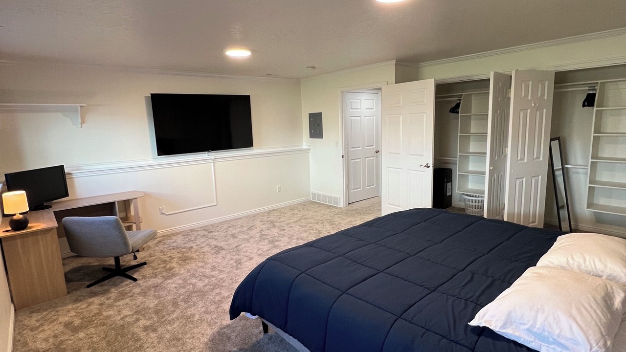 Photo of Bedroom in Pleasant Grove
