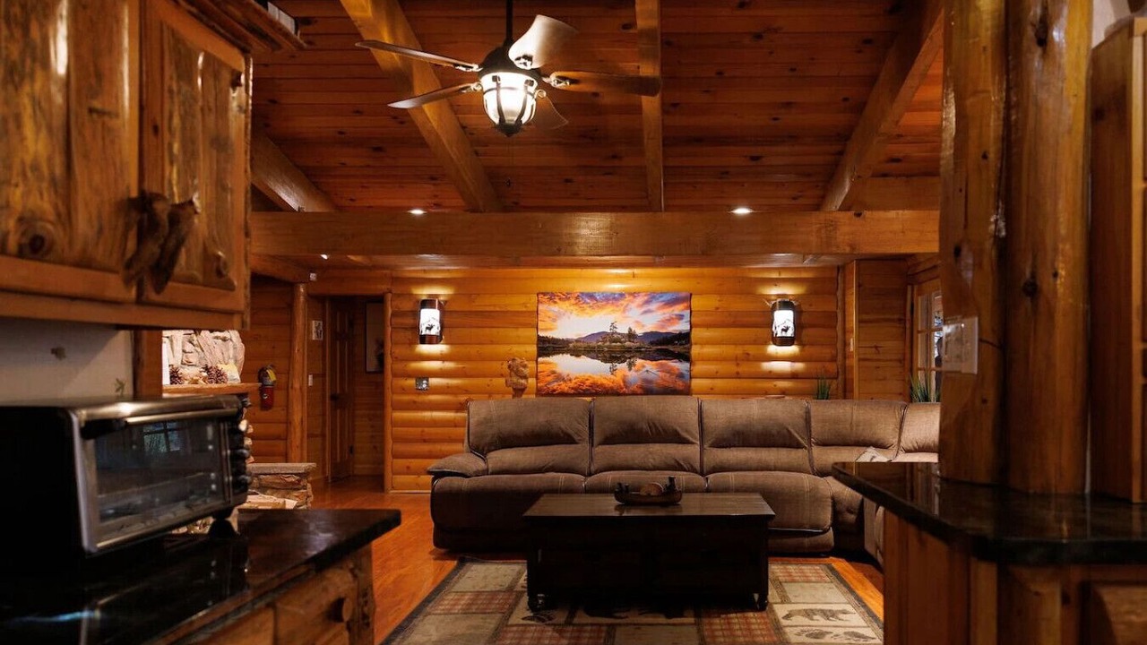 Photo of Livingroom in Big Bear