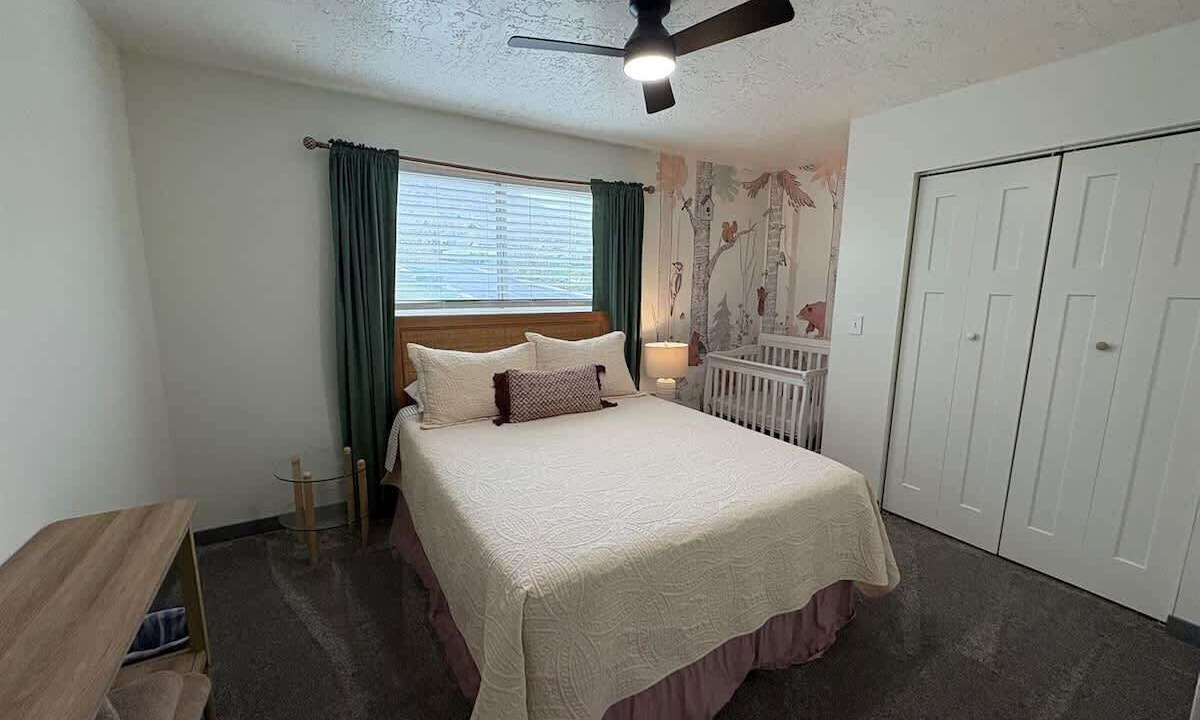 Photo of Bedroom in Pleasant Grove
