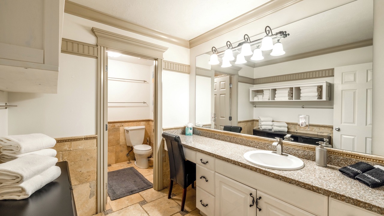 Photo of Bathroom in Granite