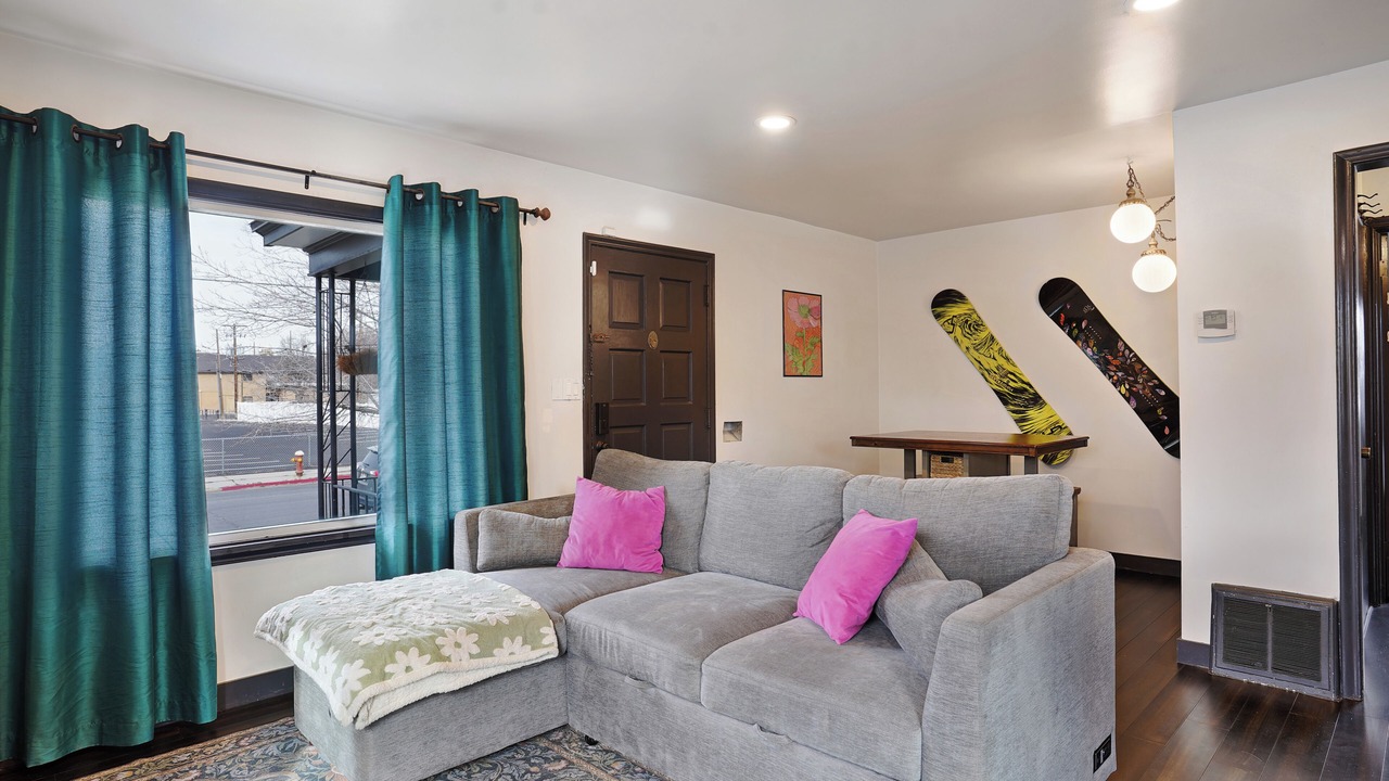 Photo of Livingroom in South Salt Lake