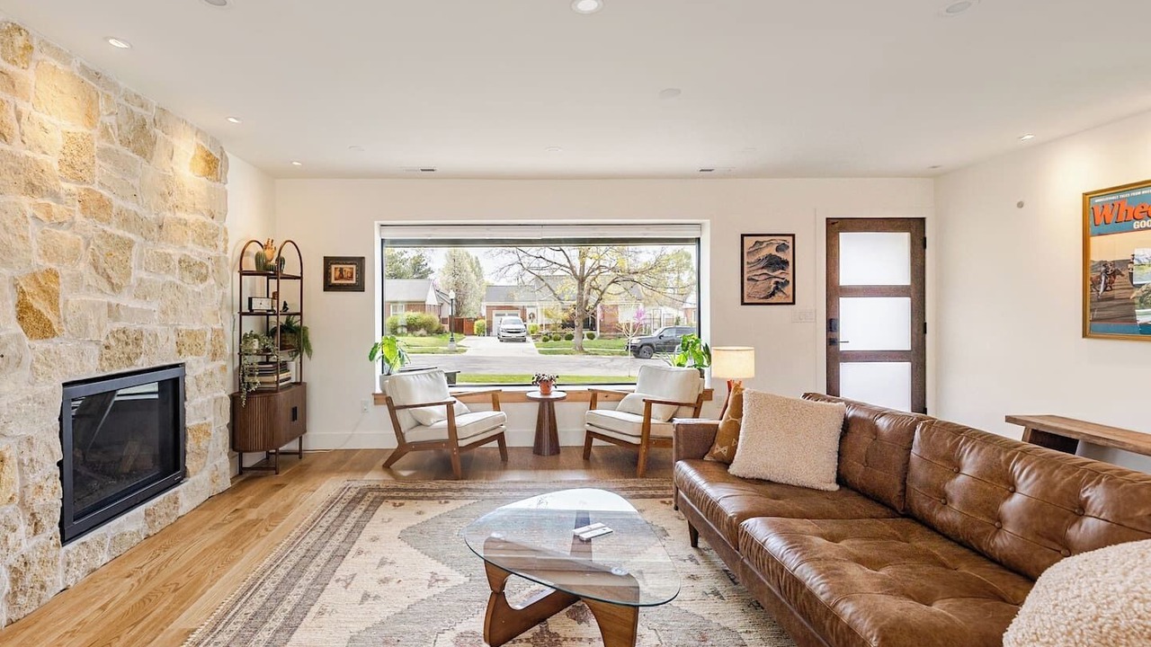 Photo of Livingroom in Sugar House