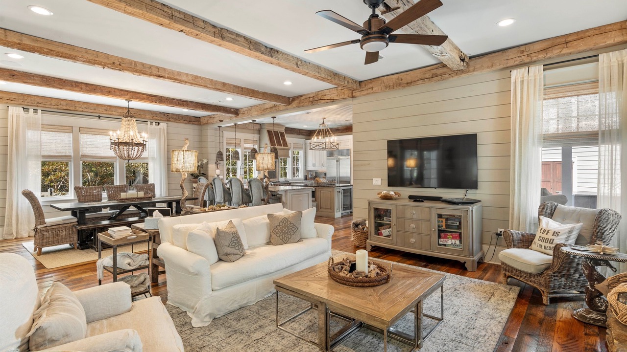 Photo of Livingroom in WaterSound Beach