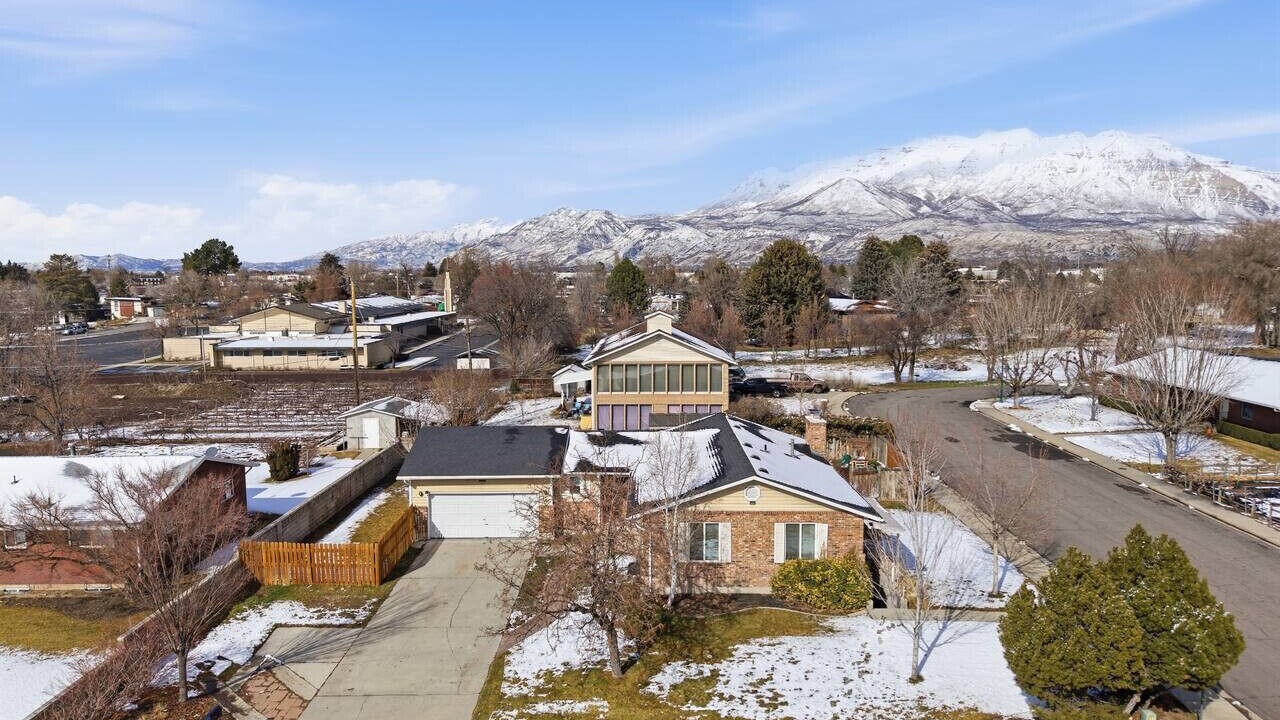 Photo of Outdoor in Lakeview