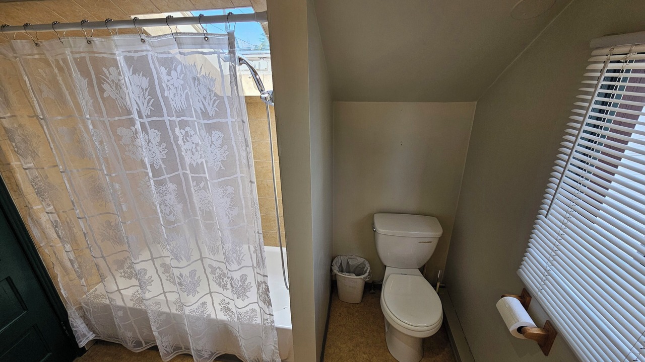 Photo of Bathroom in Crown Hill