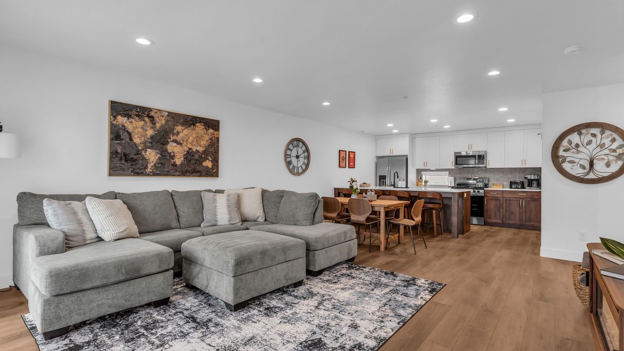 Photo of Livingroom in Downtown Salt Lake City