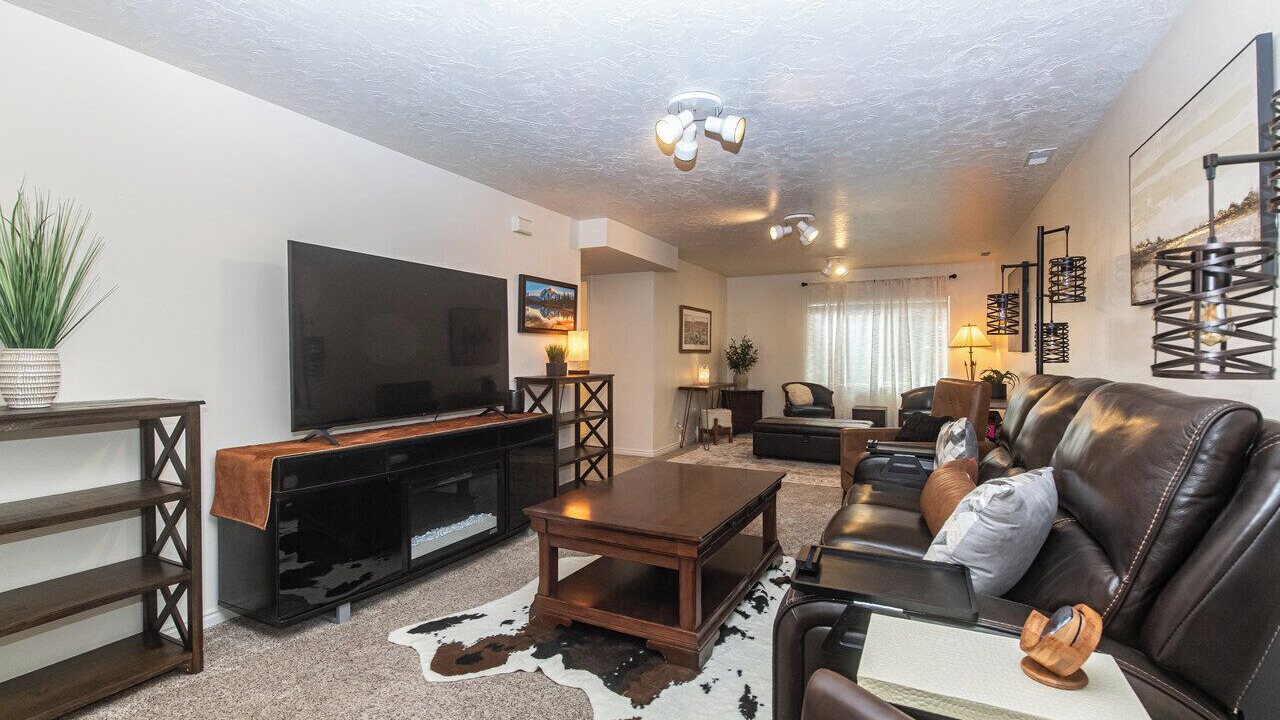 Photo of Livingroom in Orem