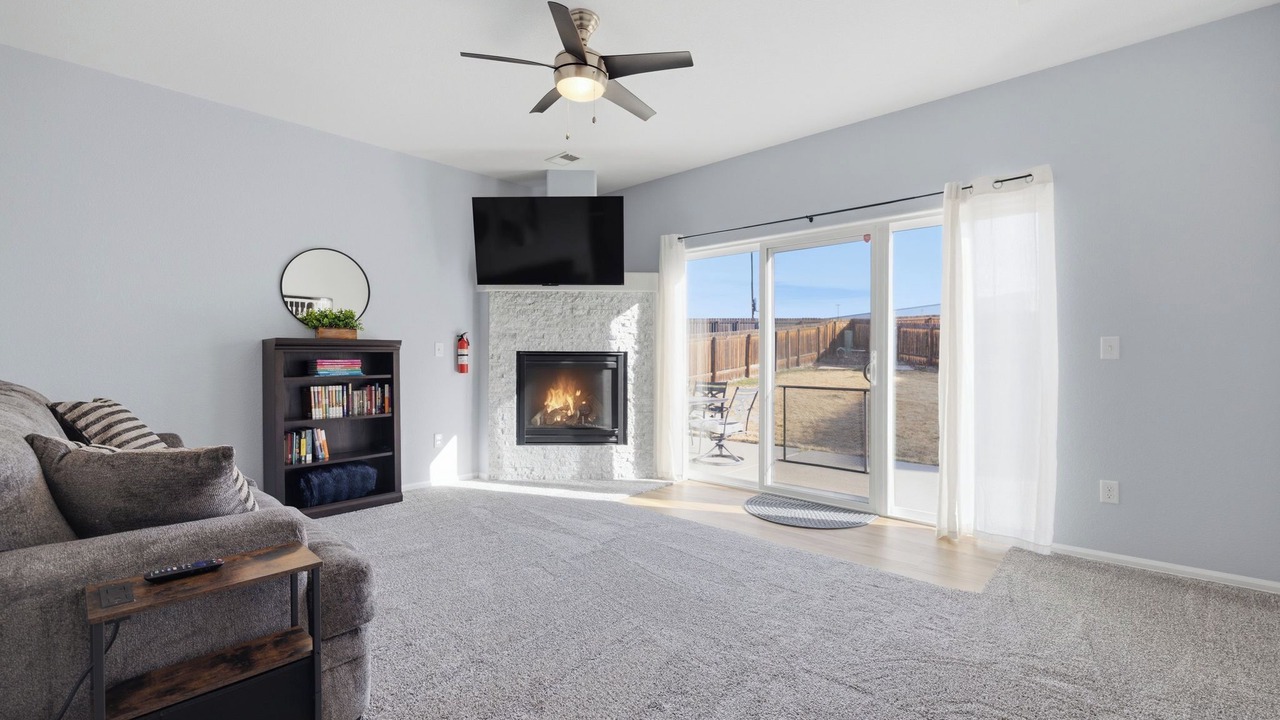 Photo of Livingroom in Security-Widefield