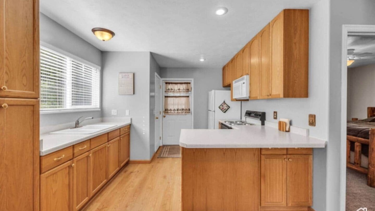 Photo of Kitchen in Tollgate Canyon