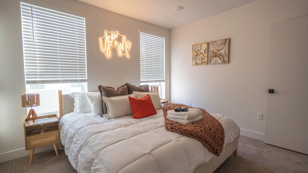Photo of Bedroom in Poplar Grove