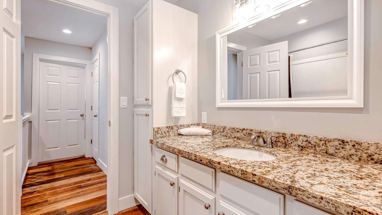 Photo of Bathroom in Cottonwood Heights