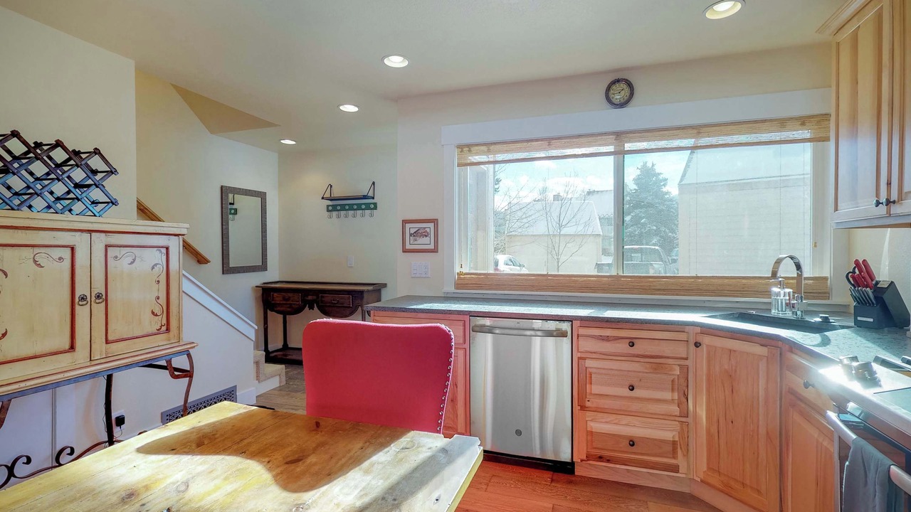 Photo of Kitchen in Park Meadows