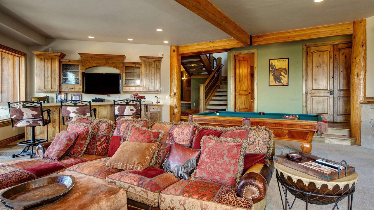 Photo of Livingroom in Summit Park