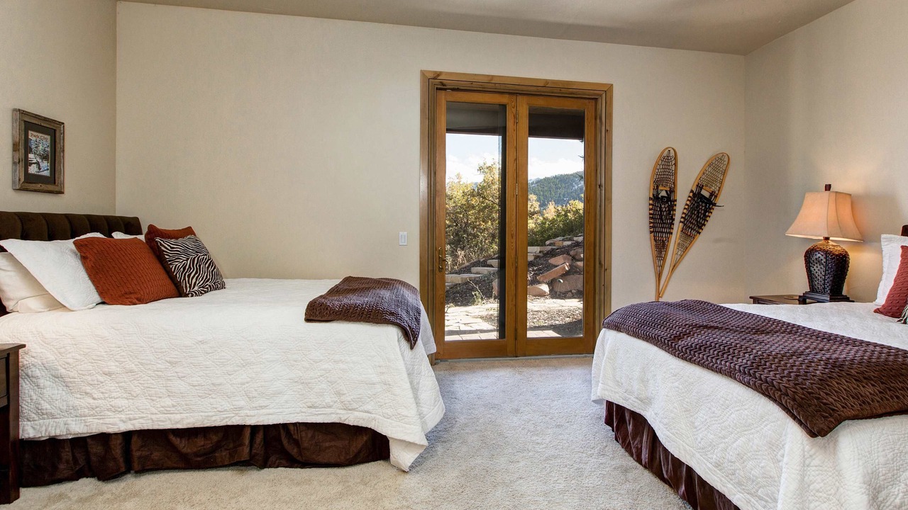 Photo of Bedroom in Summit Park