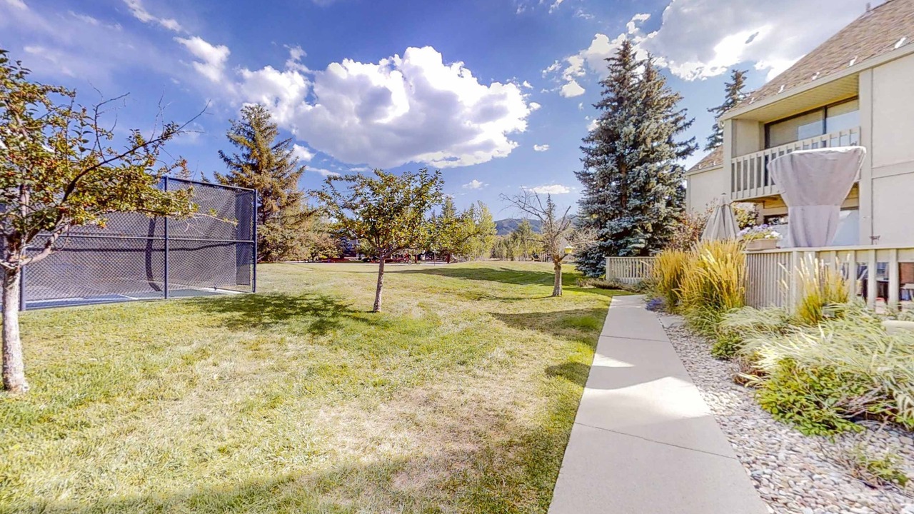 Photo of Outdoor in Park Meadows