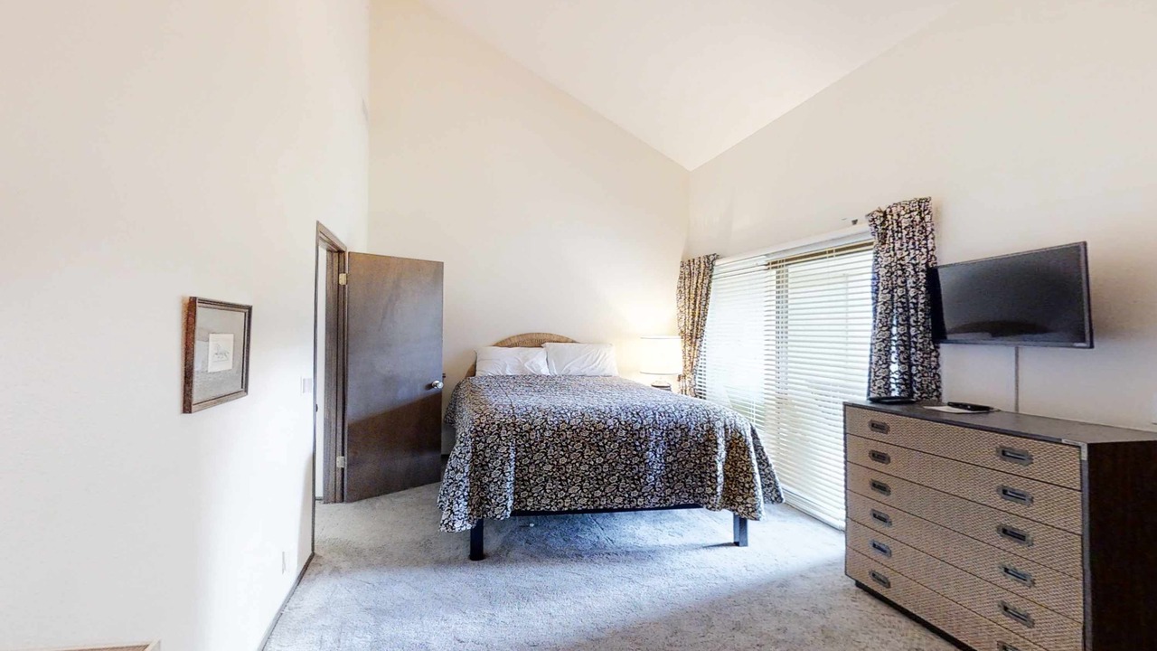 Photo of Bedroom in Park Meadows
