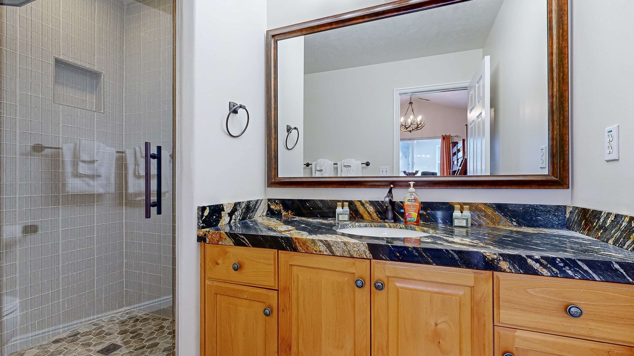Photo of Bathroom in Cottonwood Heights