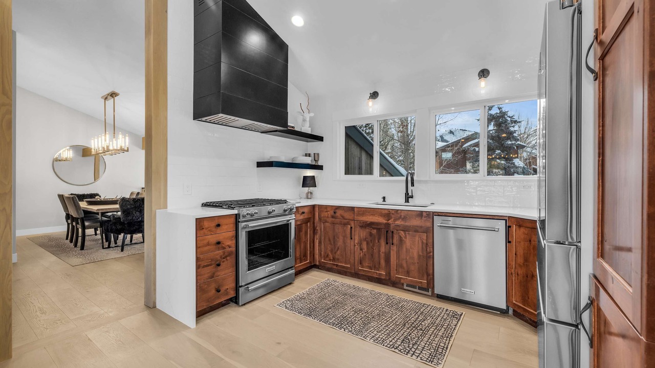 Photo of Kitchen in South Snyderville Basin