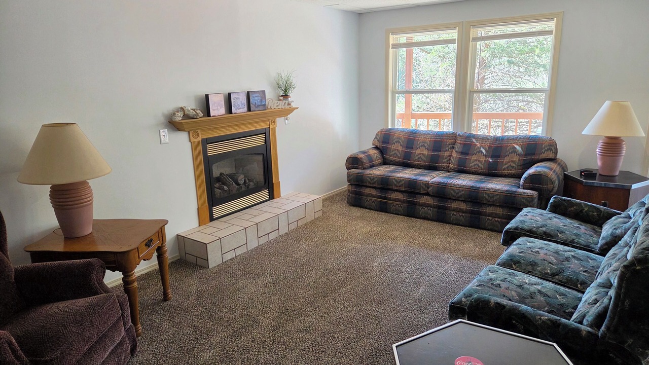 Photo of Livingroom in Lost Bridge Village