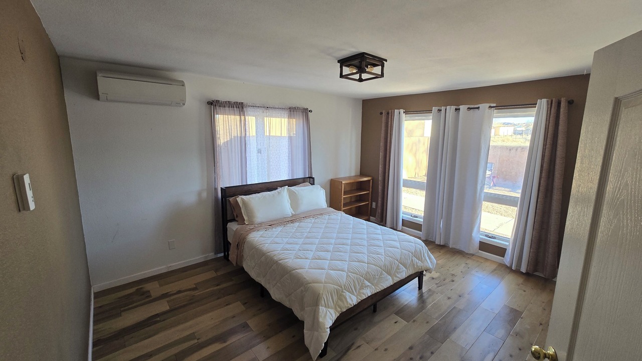 Photo of Bedroom in Espanola