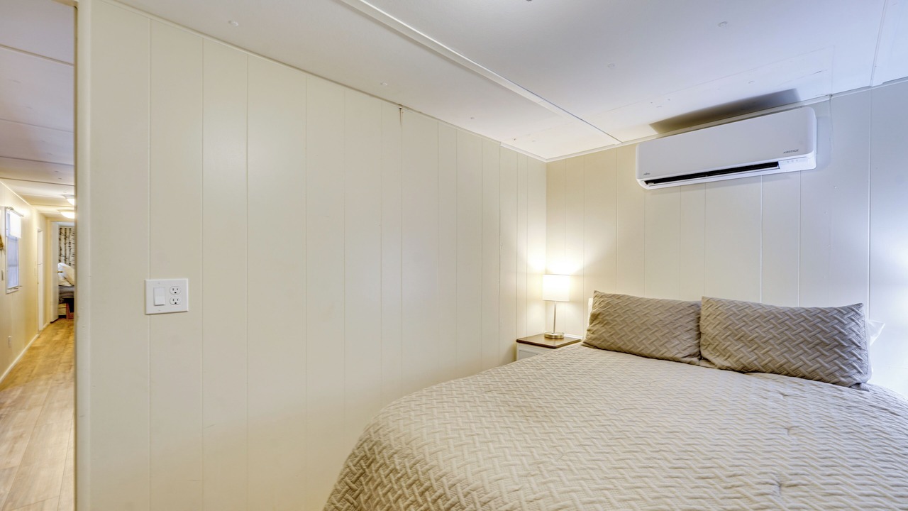 Photo of Bedroom in Lost Bridge Village