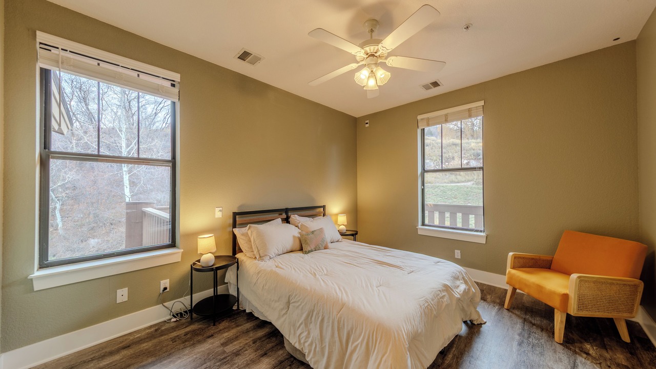 Photo of Bedroom in Pinebrook
