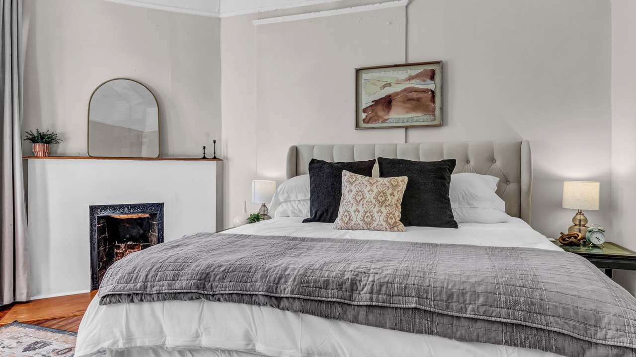 Photo of Bedroom in Thomas Square