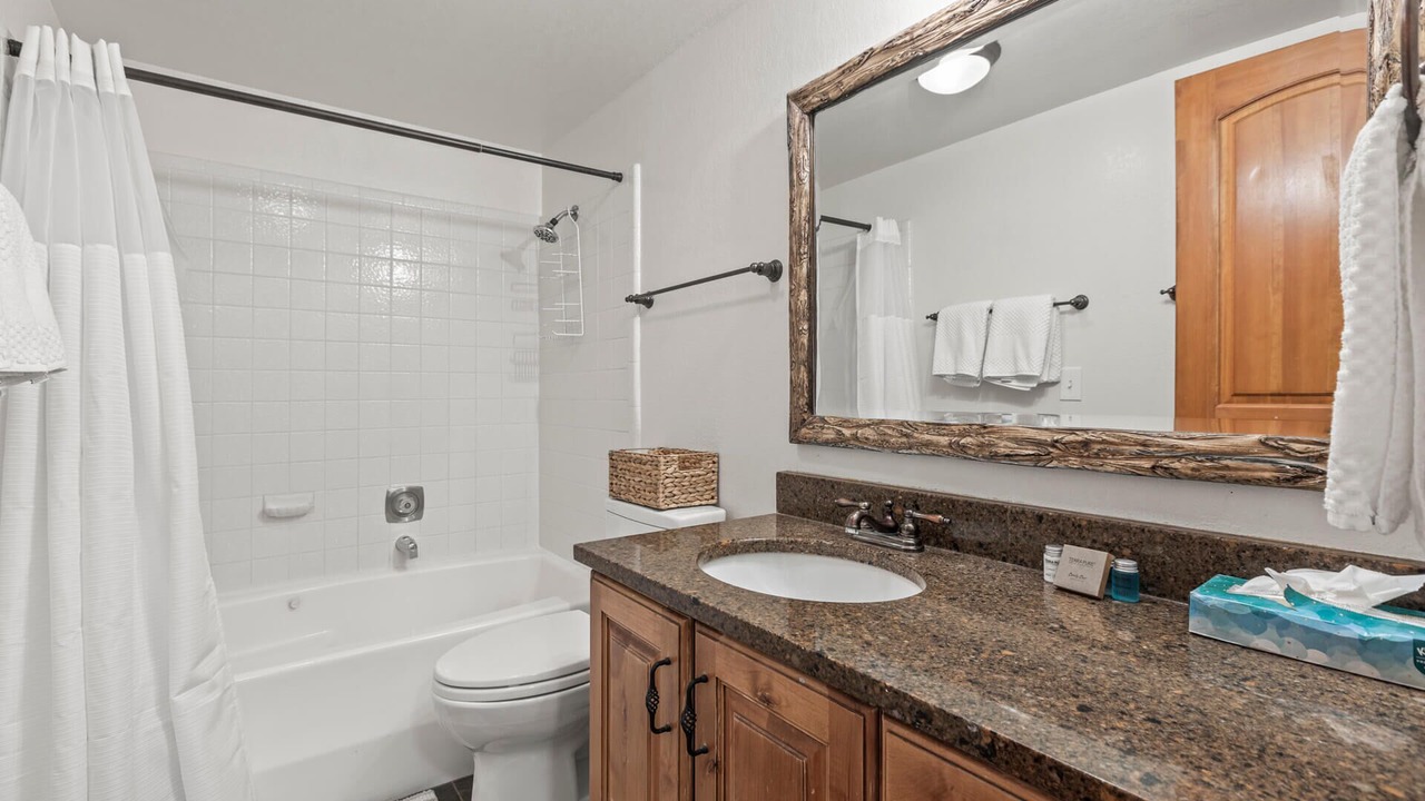 Photo of Bathroom in Park Meadows