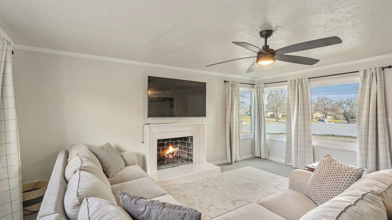 Photo of Livingroom in American Fork