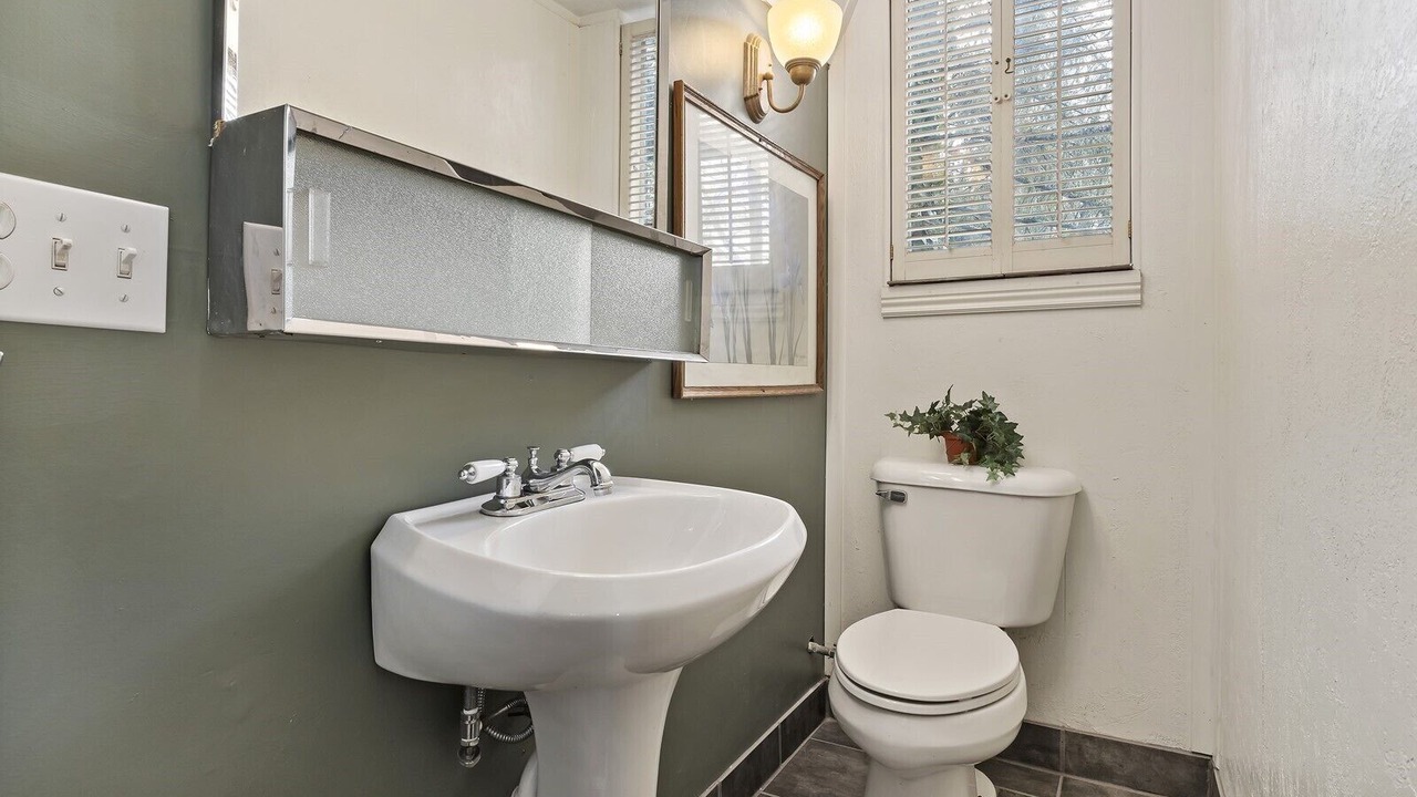 Photo of Bathroom in Millcreek