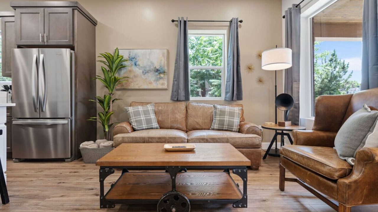 Photo of Livingroom in South Salt Lake