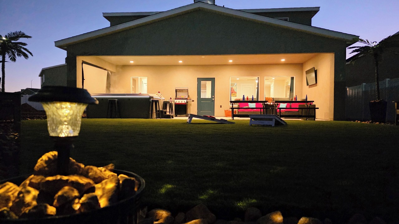 Photo of Outdoor in Page