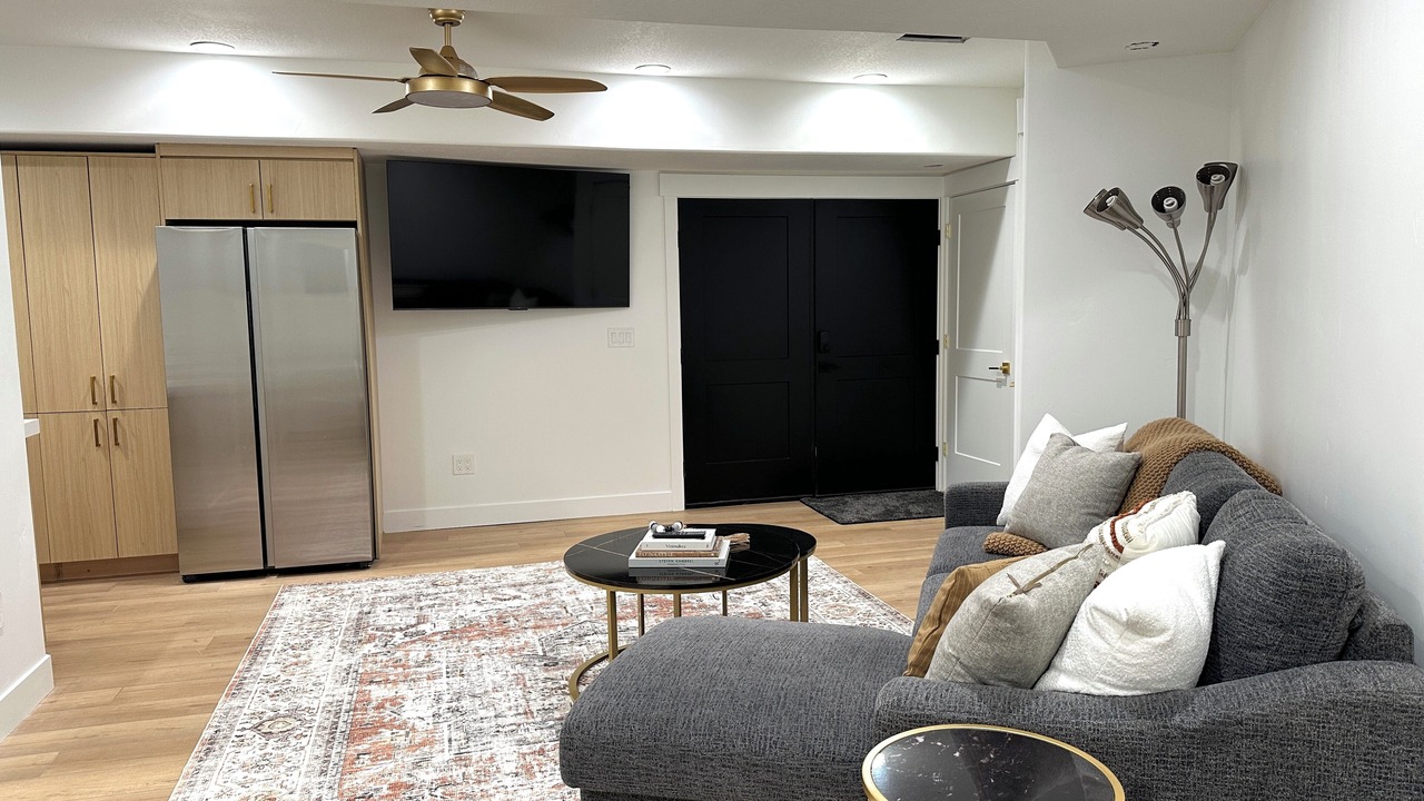 Photo of Livingroom in Lehi