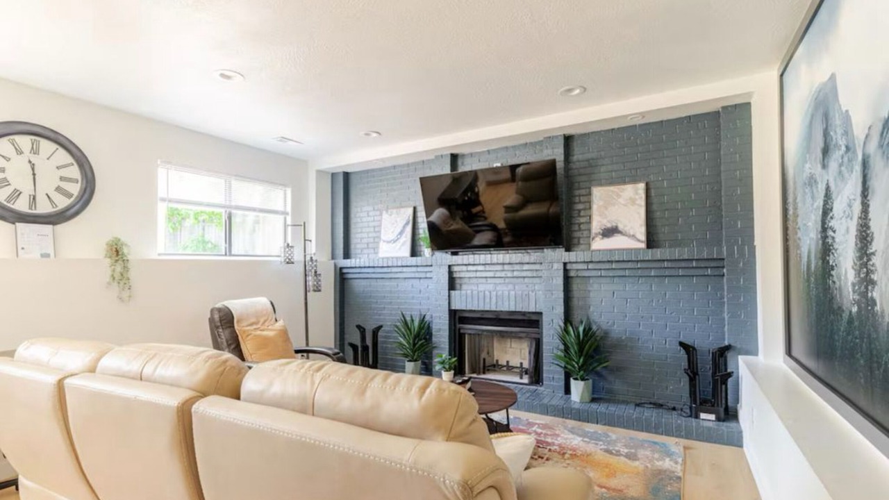 Photo of Livingroom in Sandy