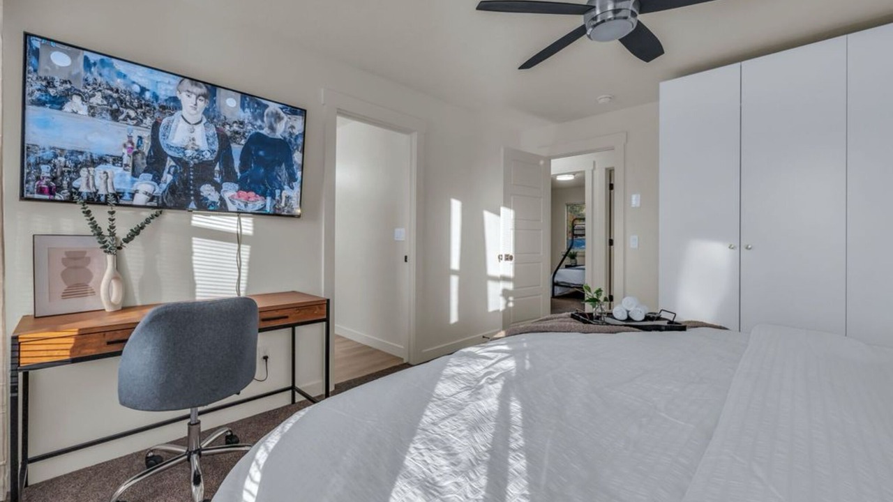 Photo of Bedroom in Sandy