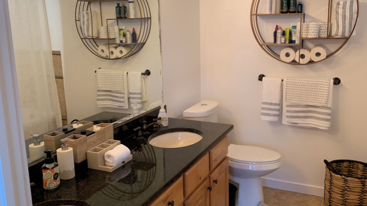 Photo of Bathroom in Pinebrook
