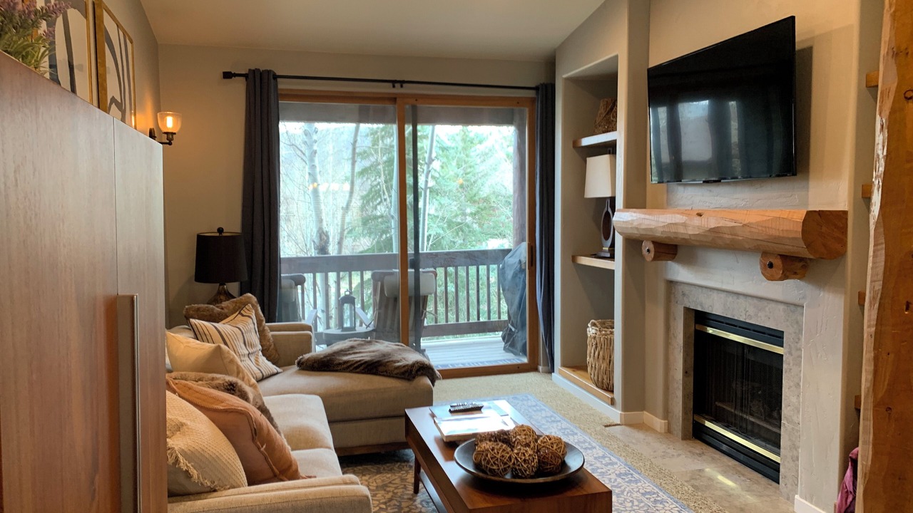 Photo of Livingroom in Pinebrook