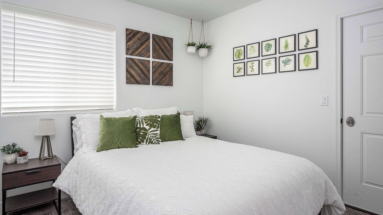 Photo of Bedroom in Saratoga Springs