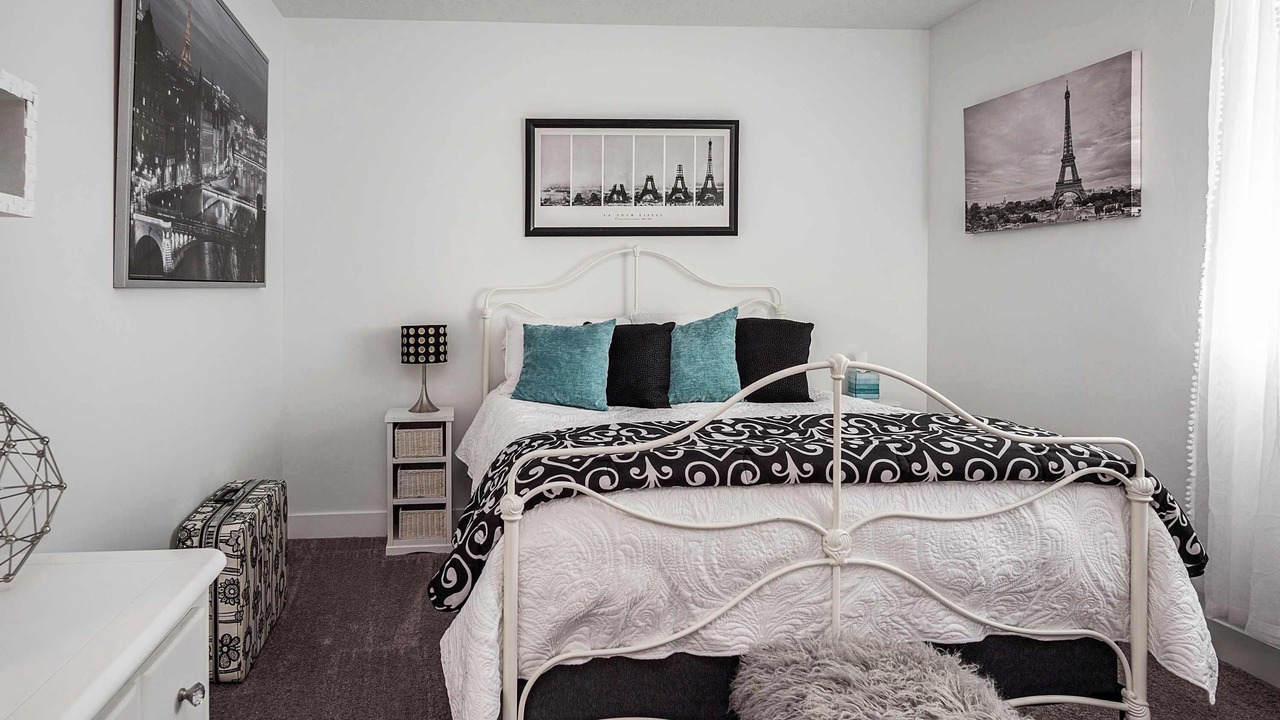 Photo of Bedroom in Saratoga Springs