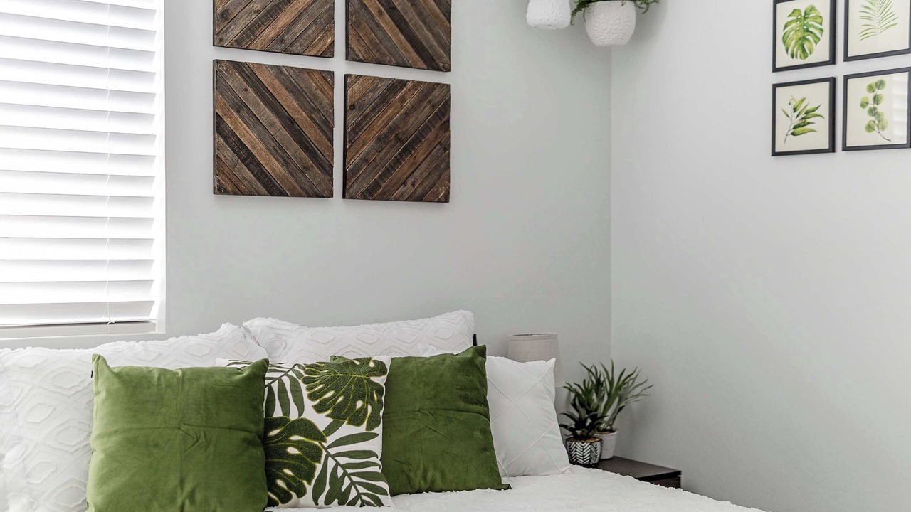 Photo of Bedroom in Saratoga Springs
