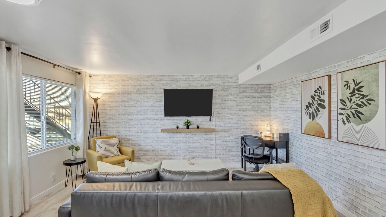 Photo of Livingroom in Downtown Salt Lake City