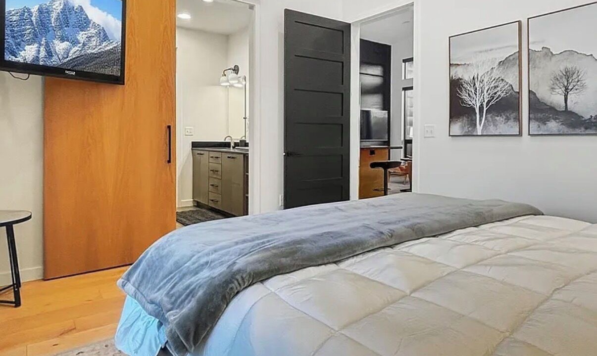 Photo of Bedroom in North Snyderville Basin