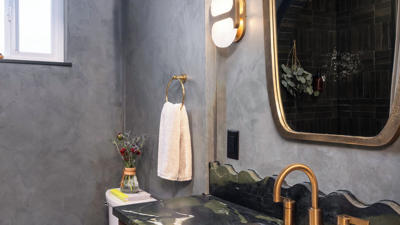 Photo of Bathroom in Mount Olympus