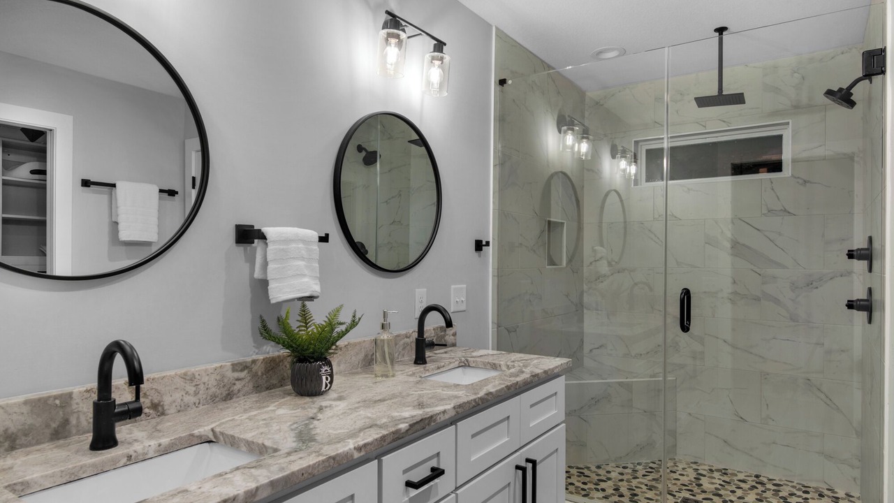 Photo of Bathroom in West Panama City Beach