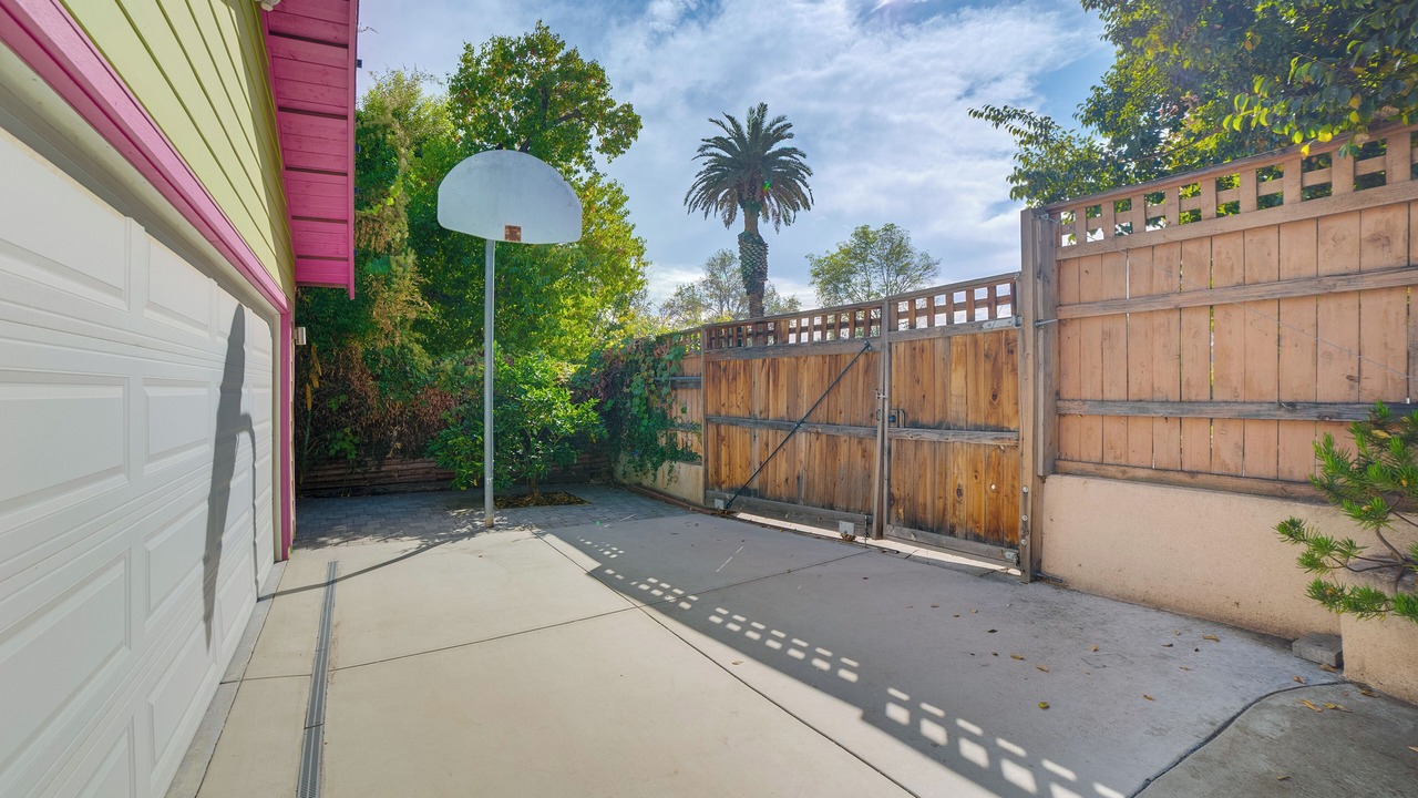 Photo of Outdoor in Downtown Riverside