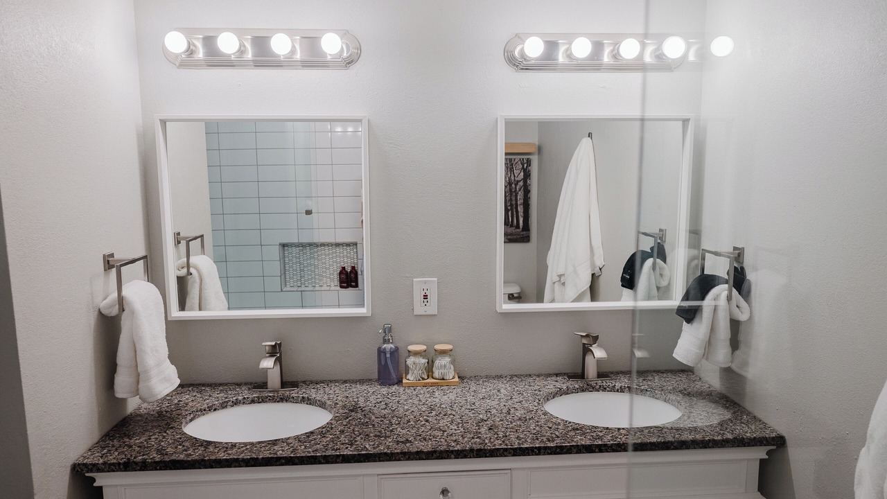 Photo of Bathroom in Cottonwood Heights